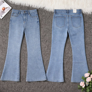 Jeans in denim blu da donna modello 5 tasche vista frontale e posteriore