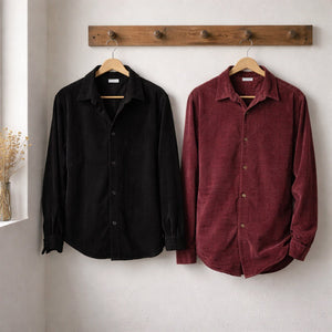 Camicia overshirt da uomo nera o bordeaux in tessuto scamosciato con colletto classico, chiusura a 6 bottoni e maniche lunghe con polsini rifiniti
