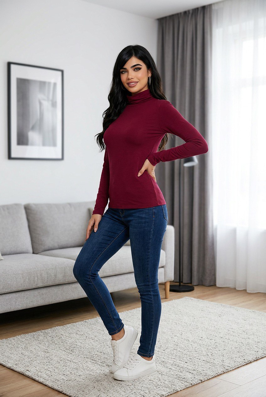 Dolcevita bordeaux a manica lunga in tessuto elasticizzato con collo alto avvolgente