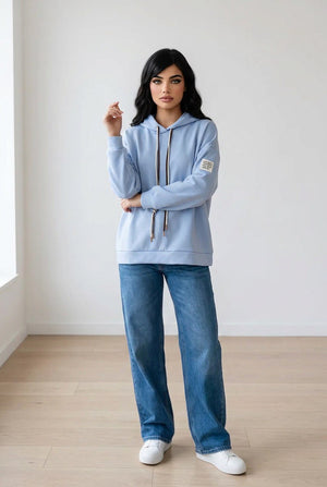Felpa donna oversize con cappuccio, coulisse a contrasto e patch decorativa sul braccio , in viscosa e poliestere