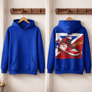 Felpa uomo blu con cappuccio e tasca a marsupio con grafica sneakers stilizzata sul retro